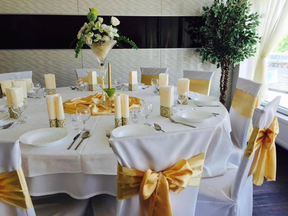 Restaurant And Pension Stenly Spissky Stvrtok Extérieur photo