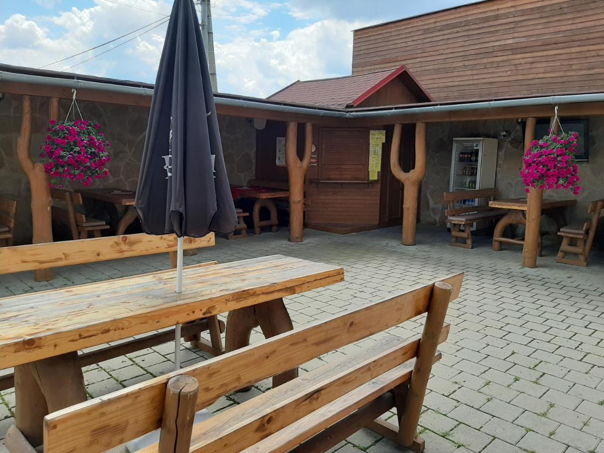 Restaurant And Pension Stenly Spissky Stvrtok Extérieur photo